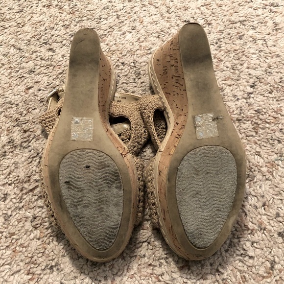 Audrey Brooke Crochet Tan Wedges - Picture 4 of 6